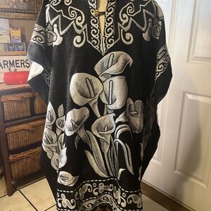 Chic Black and White Floral Poncho